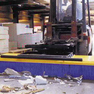 Balai pousseur de chantier