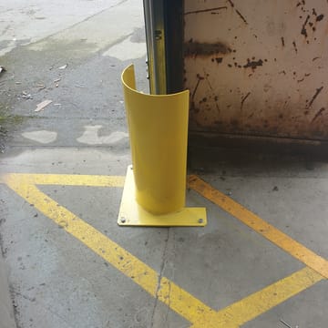 Protection angle XXL arrondie et évidée