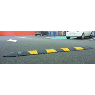Ralentisseur monobloc pour voies privées