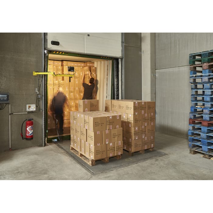 Bras articulé pour projecteur de quai